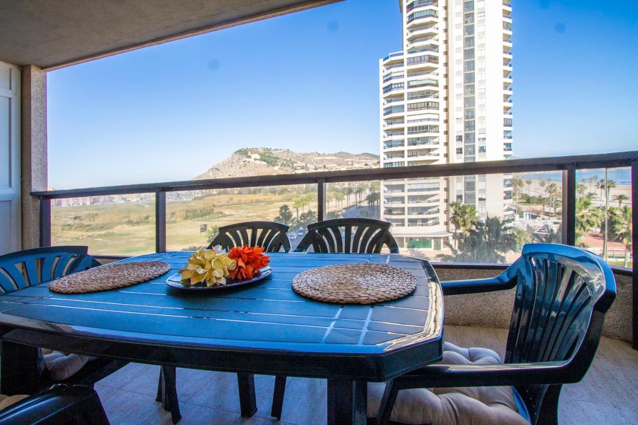 Апартаменты Espacio 5 - Primera Linea De Playa Кульера Экстерьер фото
