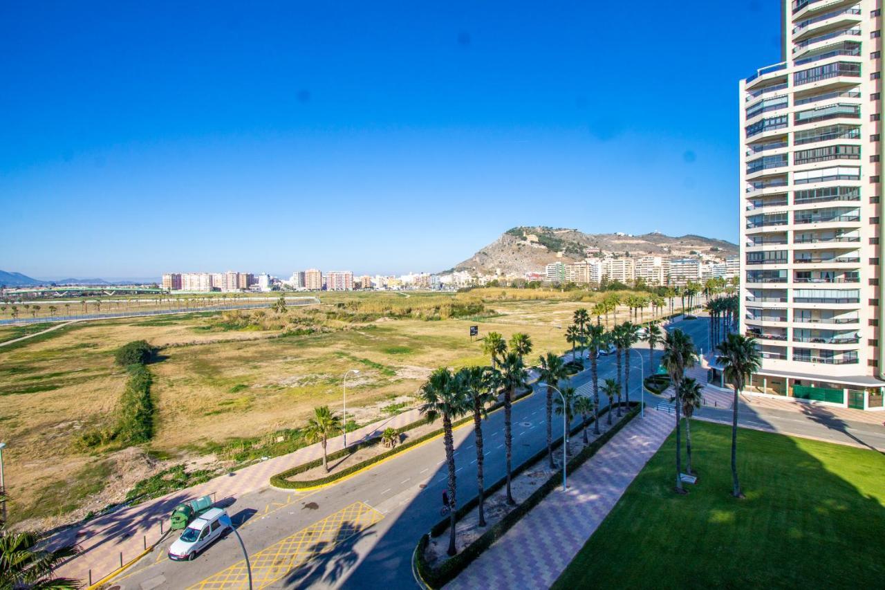 Апартаменты Espacio 5 - Primera Linea De Playa Кульера Экстерьер фото