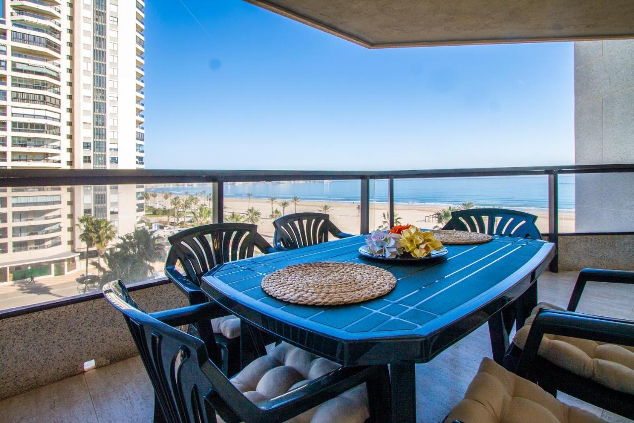 Апартаменты Espacio 5 - Primera Linea De Playa Кульера Экстерьер фото