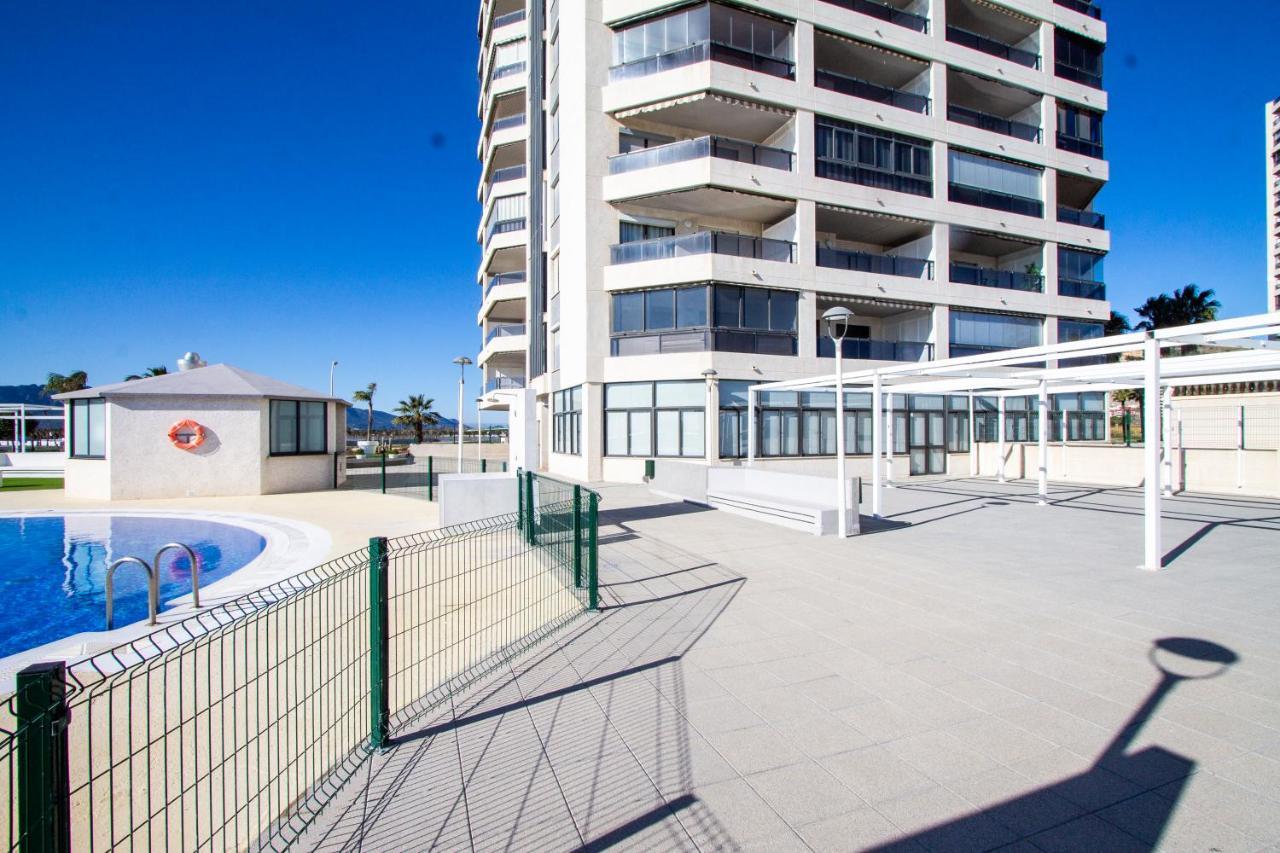 Апартаменты Espacio 5 - Primera Linea De Playa Кульера Экстерьер фото