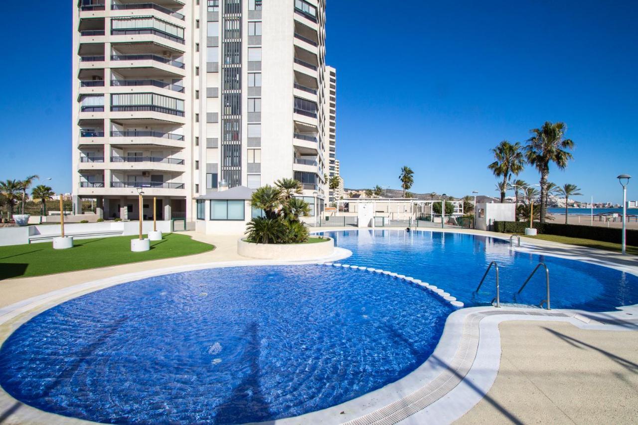 Апартаменты Espacio 5 - Primera Linea De Playa Кульера Экстерьер фото