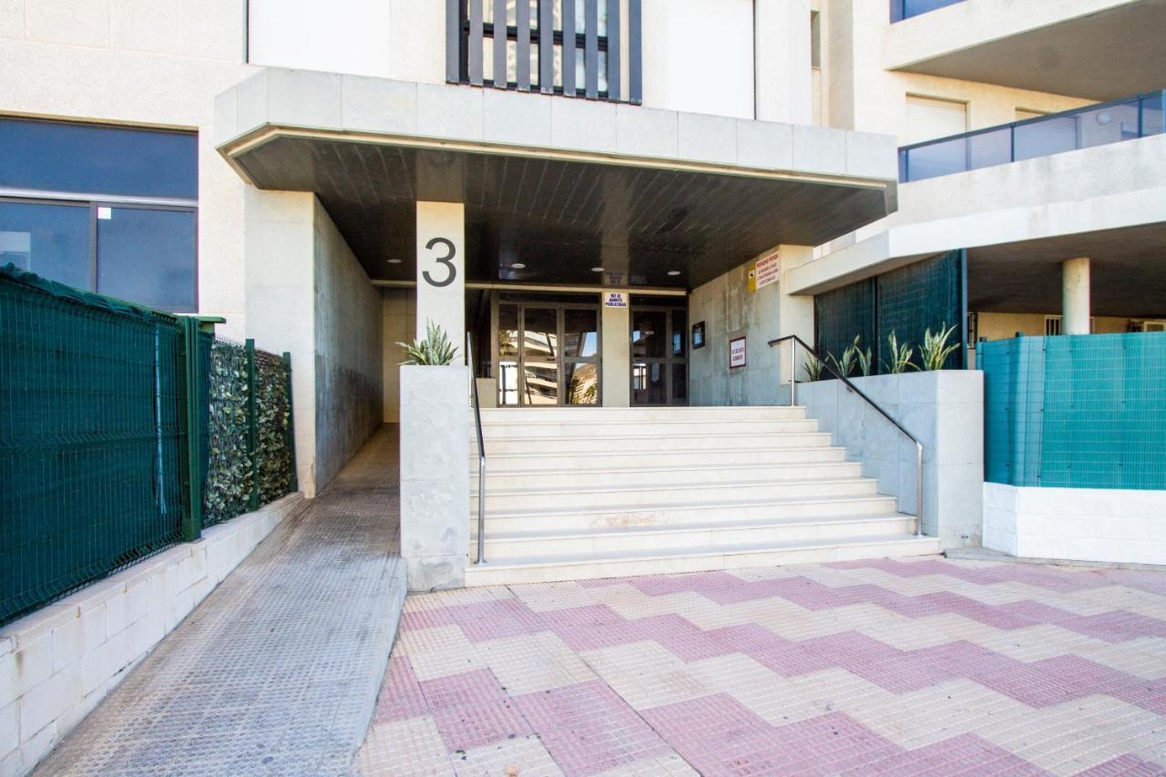Апартаменты Espacio 5 - Primera Linea De Playa Кульера Экстерьер фото