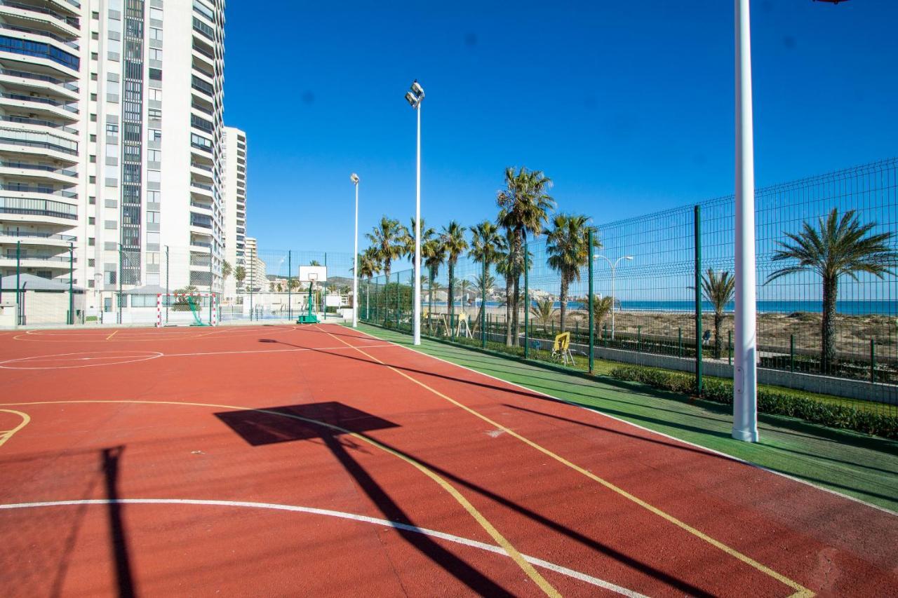 Апартаменты Espacio 5 - Primera Linea De Playa Кульера Экстерьер фото